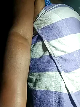 Nude-Priya2 Image 15