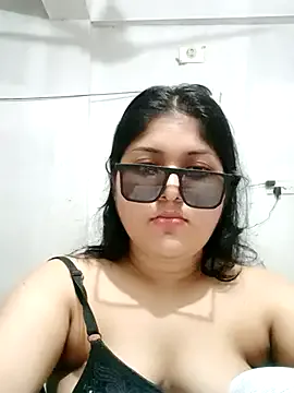 AnyaSin – webcam model profile photo Image 14