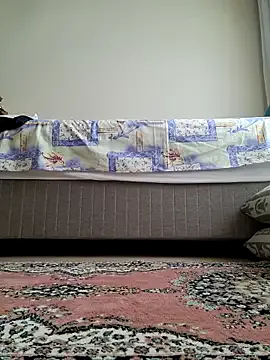 SerenaStar – webcam model profile photo Image 5