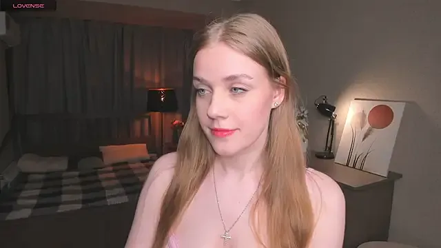 ErzabelLew – webcam model profile photo Image 17