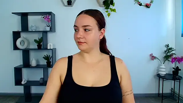 FariBanxOfficial – webcam model profile photo Image 10