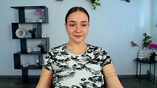 FariBanxOfficial – webcam model profile photo Image 13