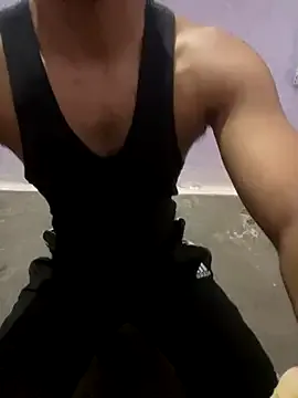 OooYessboyy – webcam model profile photo
