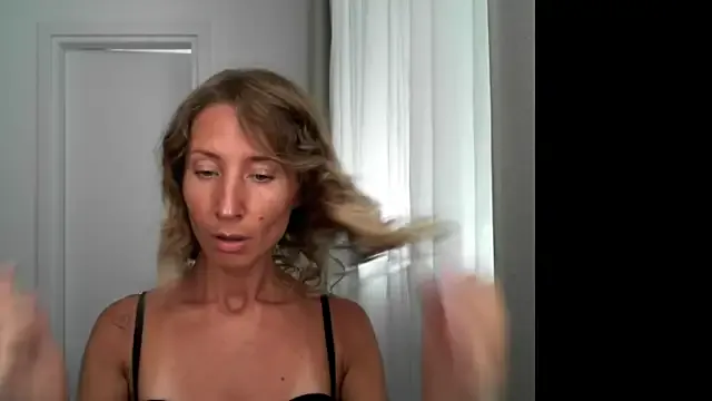 soyo-0510 – webcam model profile photo Image 6