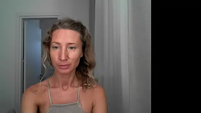 soyo-0510 – webcam model profile photo Image 7