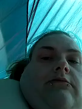 MilaDelays – webcam model profile photo Image 4