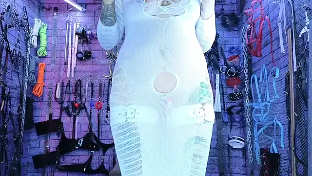 ElaRossie – webcam model profile photo Image 3