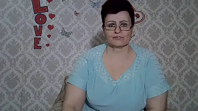 DelinaRose – webcam model profile photo Image 4