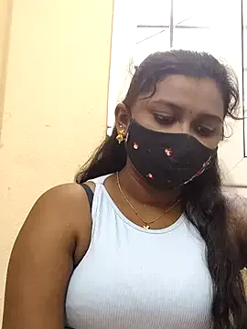 Pavani-Sexy Image 14