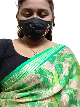 Pavani-Sexy Image 16