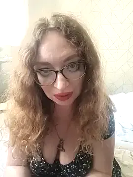 Rojaa009 – webcam model profile photo Image 9