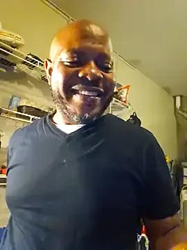 Crystallana – webcam model profile photo Image 17