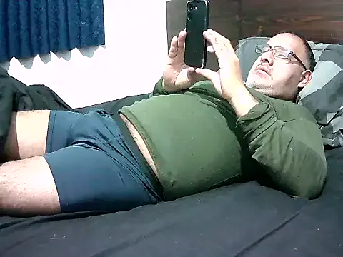 EvanyaRose – webcam model profile photo Image 11