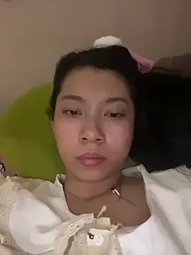DoriDeluxe66 – webcam model profile photo Image 2