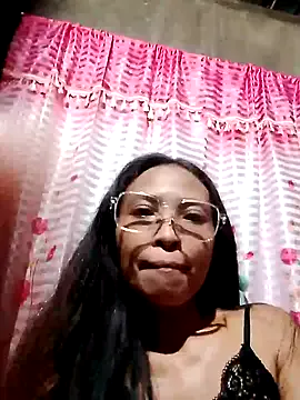 DanikaPatricks – webcam model profile photo Image 4