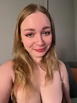 hinata_chan3 – webcam model profile photo Image 3