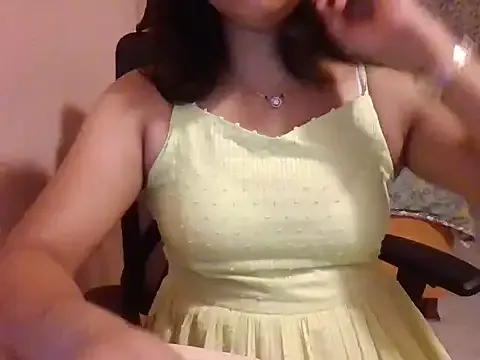 Mis_malika2 – webcam model profile photo Image 16