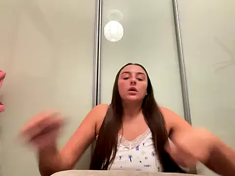 Playfulvixen25 – webcam model profile photo