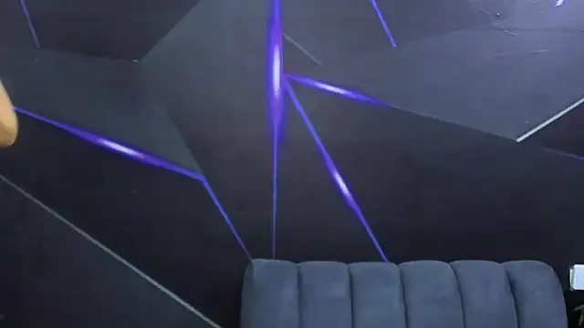 franksalise – webcam model profile photo Image 11