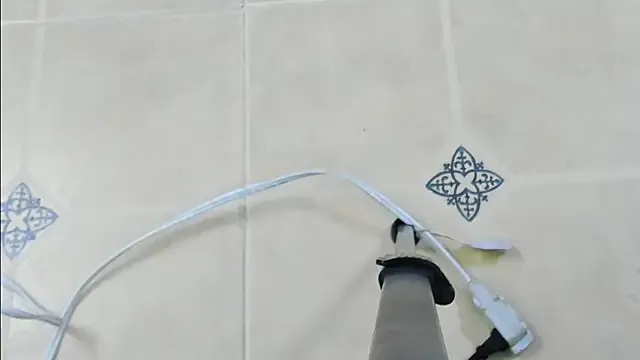 franksalise – webcam model profile photo Image 2