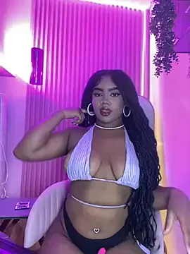 RuslanaXX – webcam model profile photo Image 6