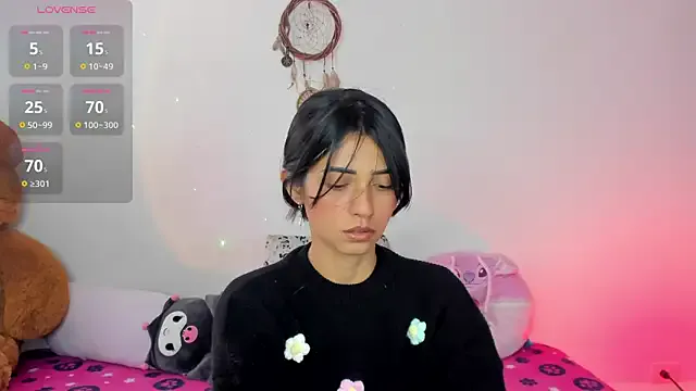 ErzabelLew – webcam model profile photo Image 15