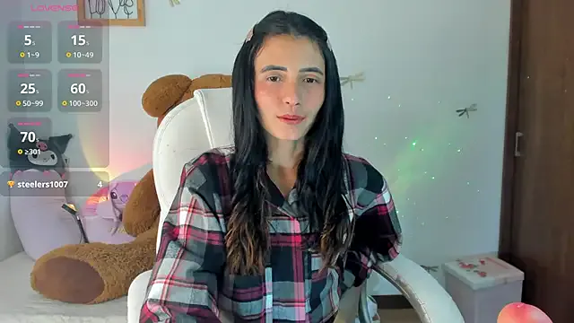 ErzabelLew – webcam model profile photo Image 4