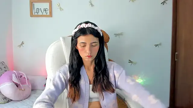 ErzabelLew – webcam model profile photo Image 7