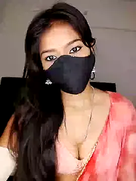 aly_golden_ – webcam model profile photo Image 5