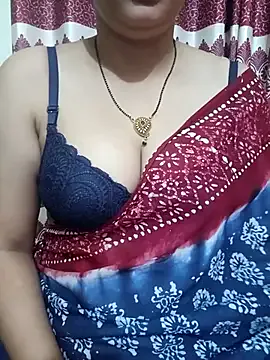 HannaMaison – webcam model profile photo Image 13