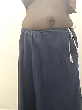 Mis_malika2 – webcam model profile photo Image 15