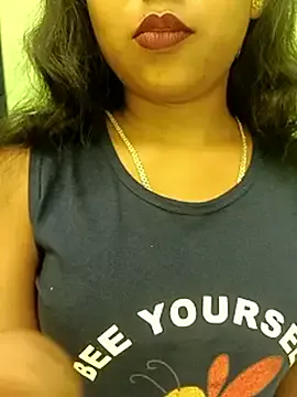LiaWest – webcam model profile photo Image 11