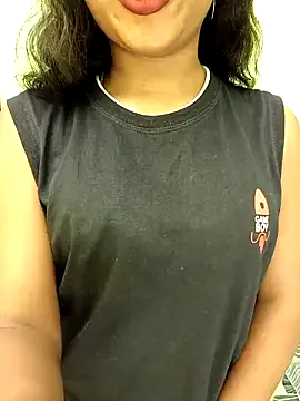 LiaWest – webcam model profile photo Image 12