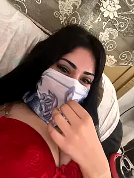 IsabelaGuerra – webcam model profile photo Image 15