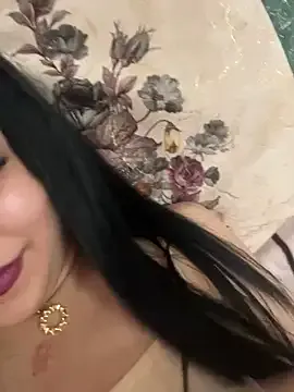 QueenLujaine Image 7