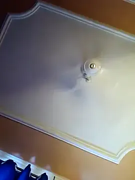 IzaBelle – webcam model profile photo Image 8