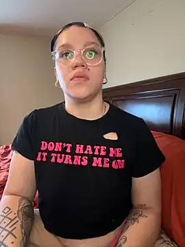 Lanna – webcam model profile photo Image 14