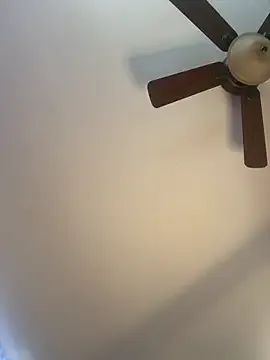 Lanna – webcam model profile photo Image 16