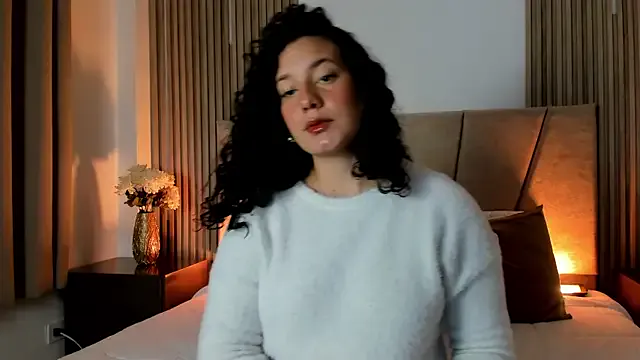 ElaRossie – webcam model profile photo Image 9