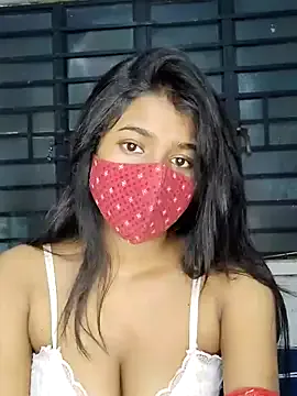 AndreaKalo – webcam model profile photo Image 12