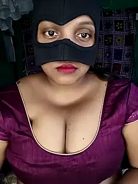 KhloeClark – webcam model profile photo Image 4