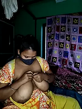 KhloeClark – webcam model profile photo Image 8