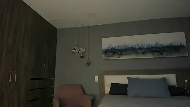 EsmeBrowm – webcam model profile photo Image 16