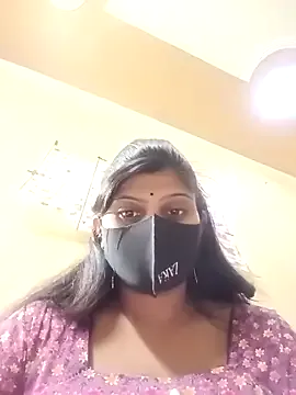 IsabelleBianchi – webcam model profile photo Image 5