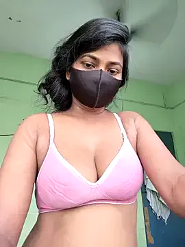 Skyller – webcam model profile photo Image 17
