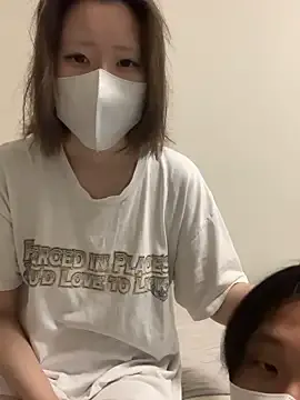 Gia – webcam model profile photo Image 3