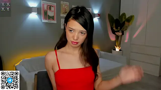 aly_golden_ – webcam model profile photo Image 16