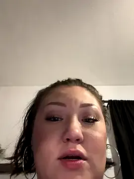 YARASERO-kun – webcam model profile photo Image 2