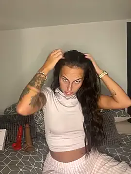 AyshaConnor – webcam model profile photo Image 2