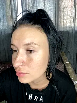 Stephania – webcam model profile photo Image 2